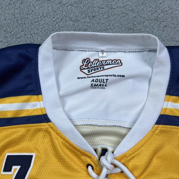 Wayzata Trojans Hockey Jersey Minnesota Highschool Hockey‎ Yellow MN #7 Size S - Picture 5 of 8